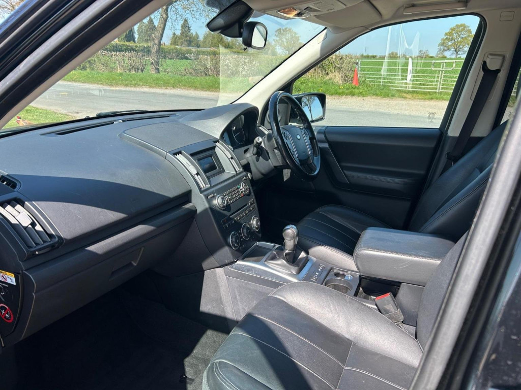 LAND ROVER FREELANDER 2