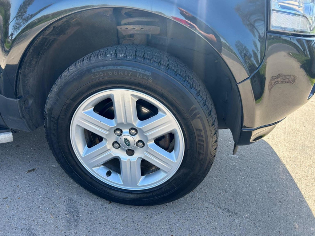 View LAND ROVER FREELANDER 2 2.2 TD4 GS 4WD Euro 5 (s/s) 5dr