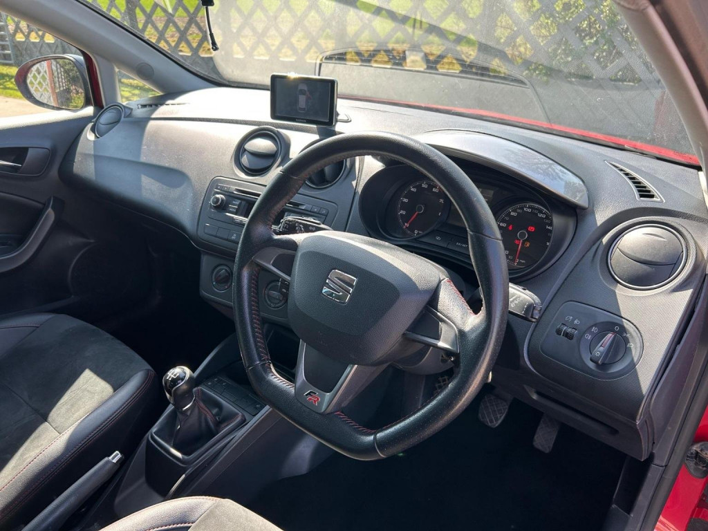 SEAT IBIZA