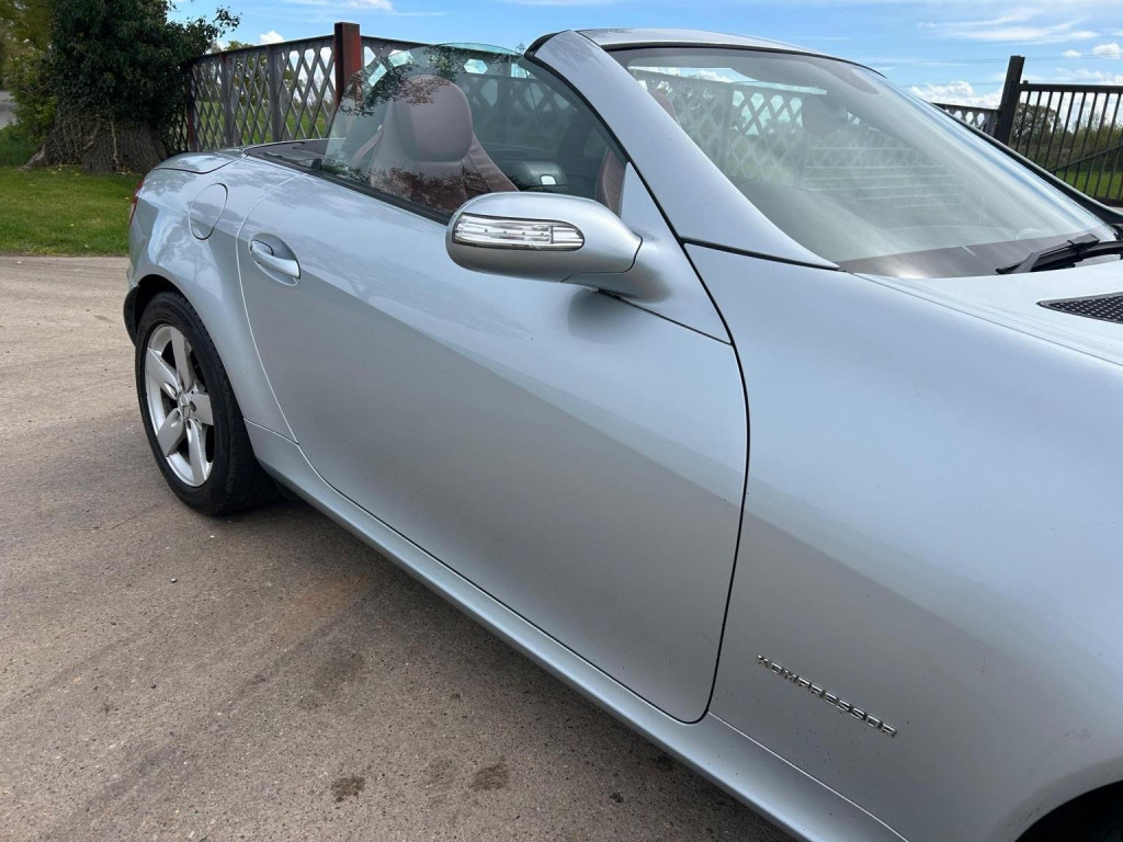 View MERCEDES-BENZ SLK 1.8 SLK200 Kompressor 2dr