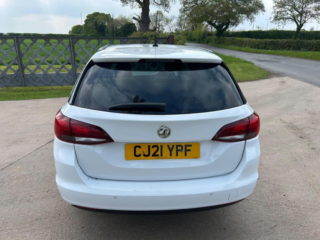 VAUXHALL ASTRA