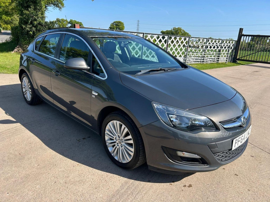 View VAUXHALL ASTRA 1.6 16v Excite Euro 5 5dr