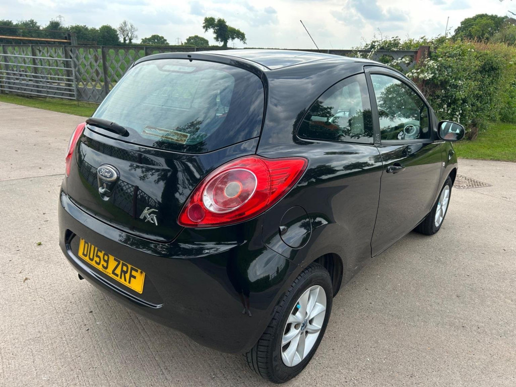 FORD KA