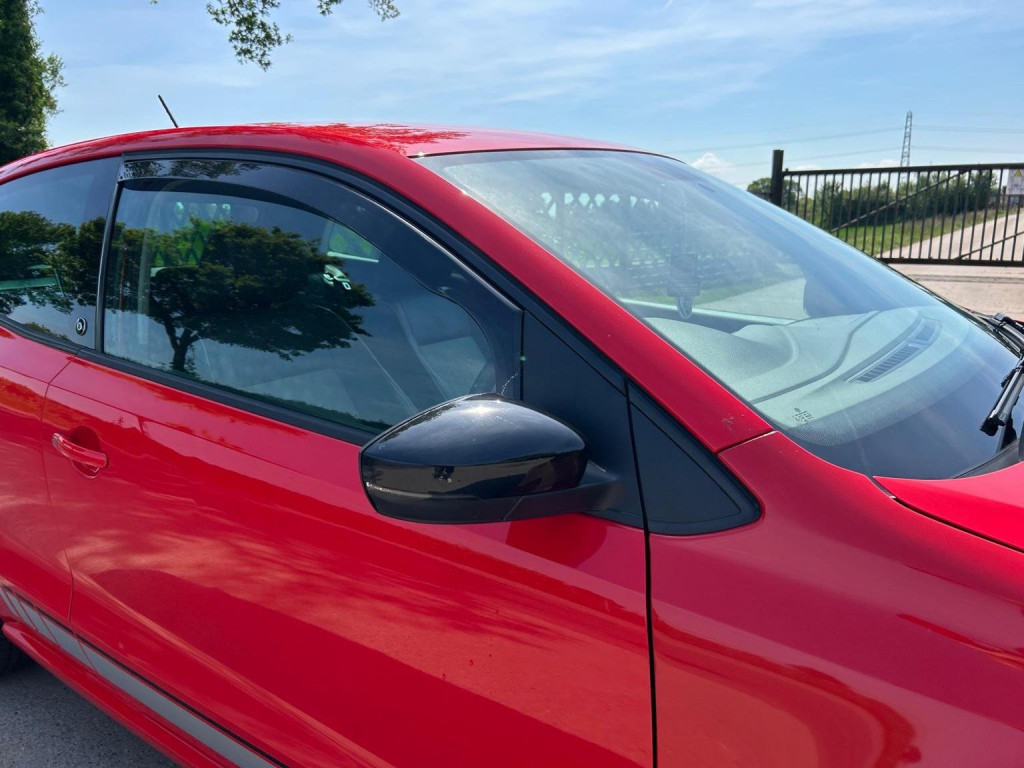 View VOLKSWAGEN POLO 1.0 BlueMotion Tech beats Euro 6 (s/s) 3dr