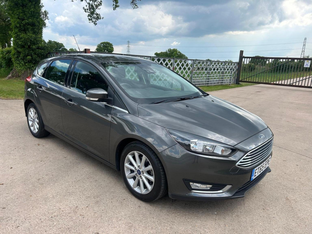 View FORD FOCUS 1.0T EcoBoost Titanium Euro 6 (s/s) 5dr