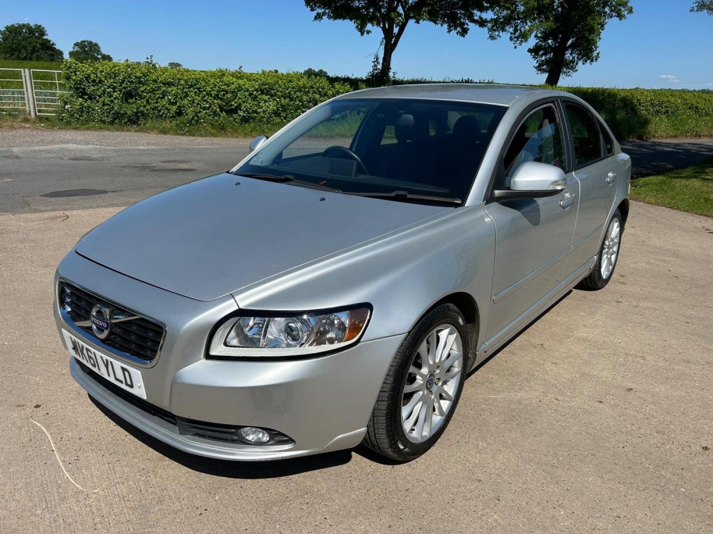 VOLVO S40