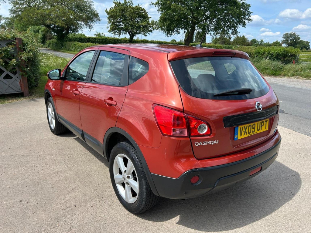 NISSAN QASHQAI