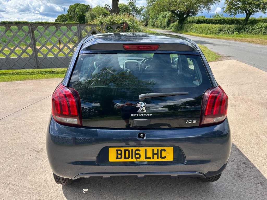 PEUGEOT 108
