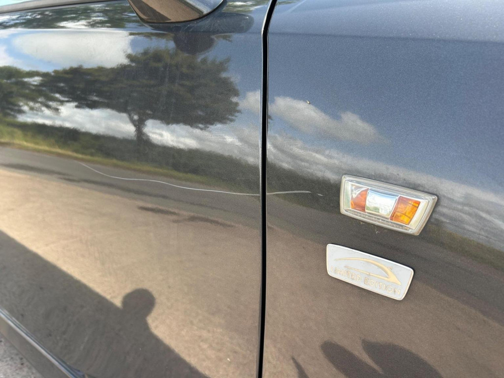 View VAUXHALL CORSA 1.2i Limited Edition Euro 6 3dr