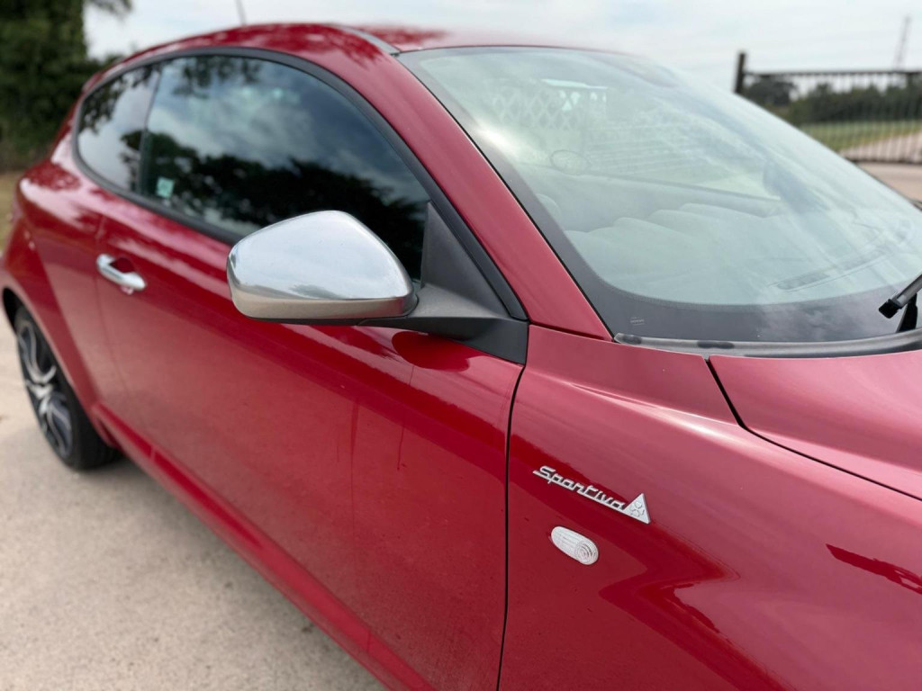 View ALFA ROMEO MITO 875 TB TwinAir Sportiva Euro 6 (s/s) 3dr