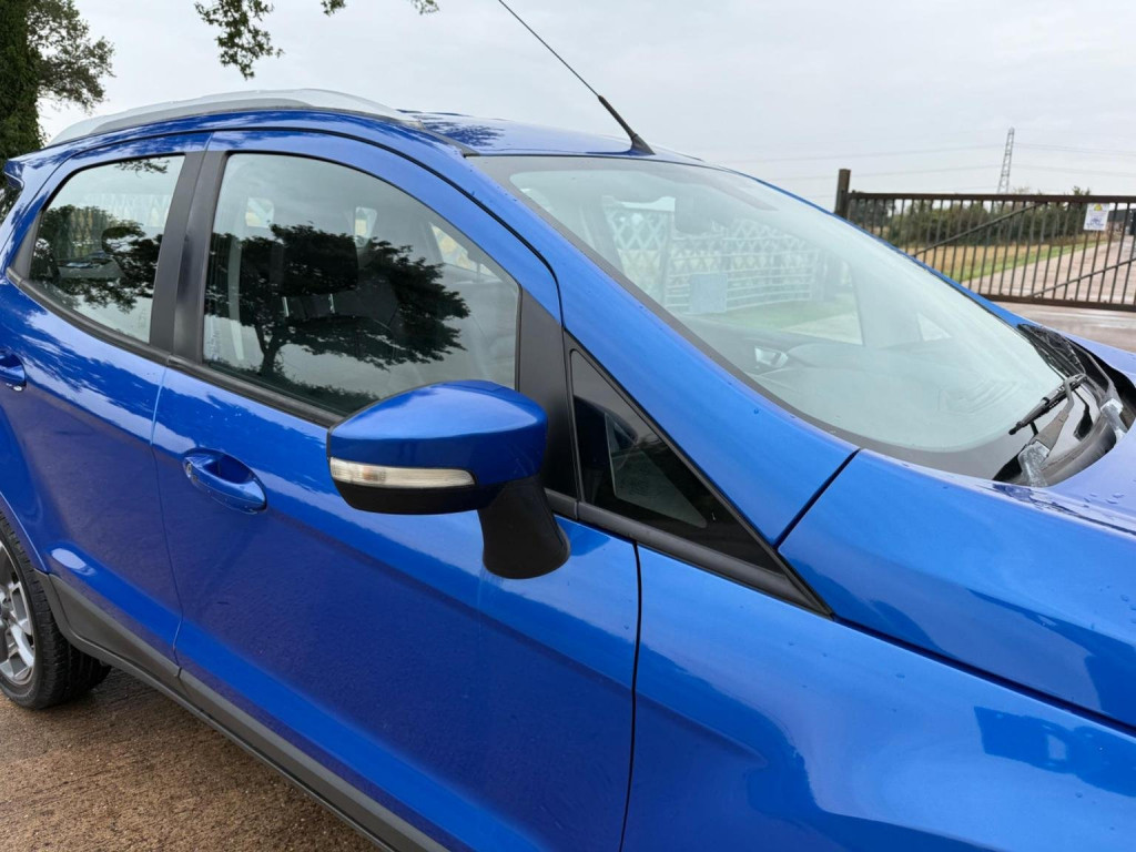 View FORD ECOSPORT 1.0T EcoBoost Titanium 2WD Euro 5 (s/s) 5dr
