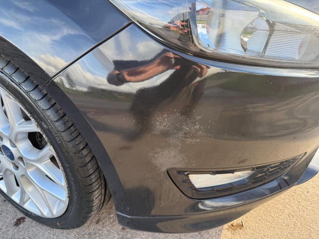 View FORD FOCUS 1.0T EcoBoost Zetec S Euro 6 (s/s) 5dr