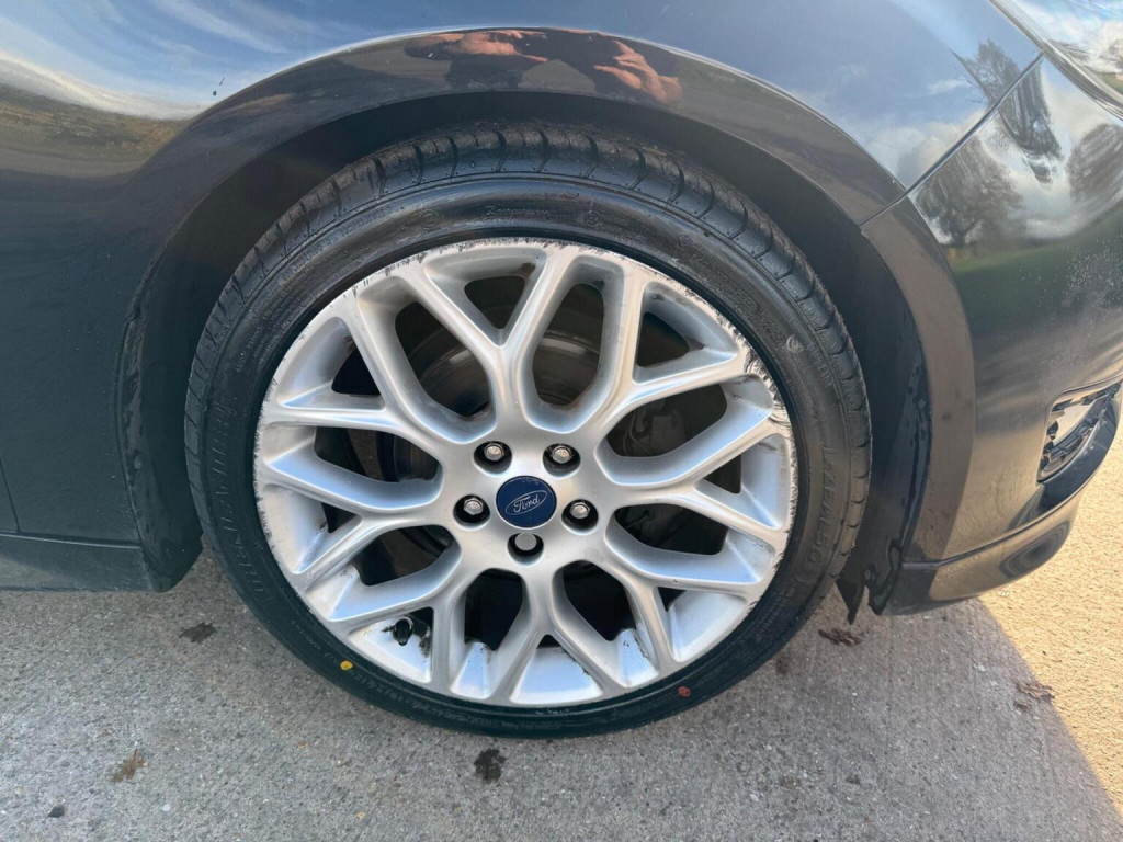 View FORD FOCUS 1.0T EcoBoost Zetec S Euro 6 (s/s) 5dr