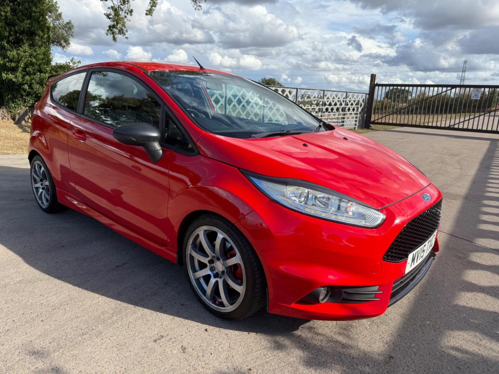 View FORD FIESTA 1.6T EcoBoost ST-2 Euro 6 3dr