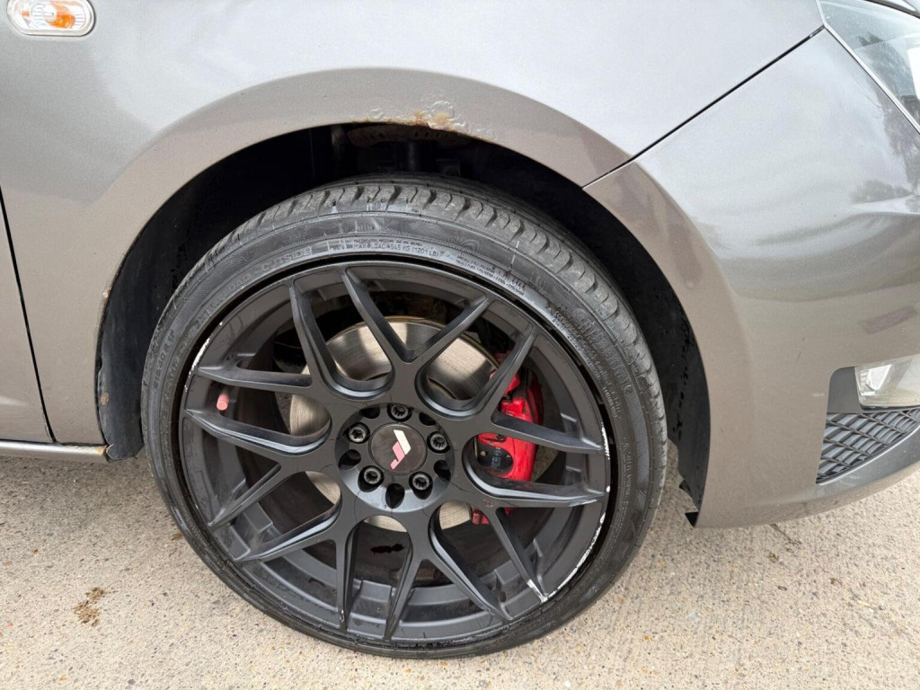 View SEAT IBIZA 1.4 TSI ACT FR Edition Sport Coupe Euro 5 (s/s) 3dr