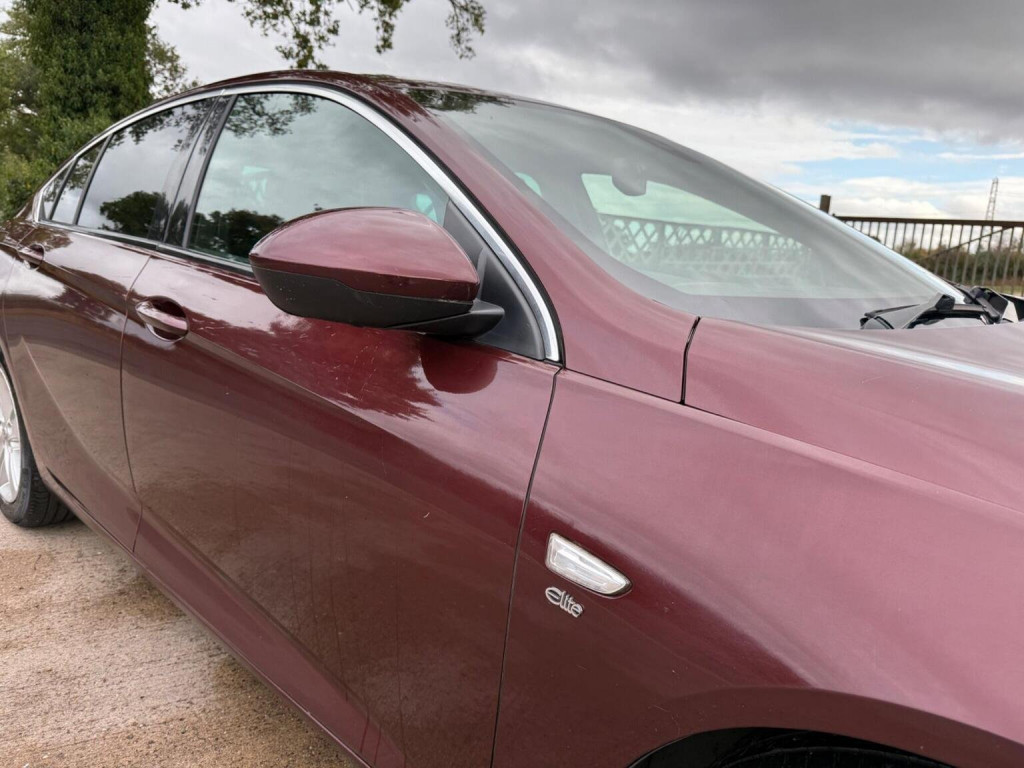 View VAUXHALL INSIGNIA 1.6 Turbo D ecoTEC Elite Nav Grand Sport Euro 6 (s/s) 5dr