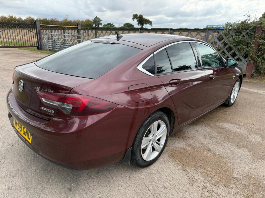 VAUXHALL INSIGNIA