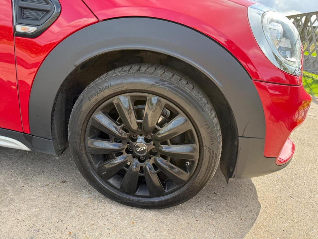 View MINI COUNTRYMAN 2.0 Cooper D Auto Euro 6 (s/s) 5dr