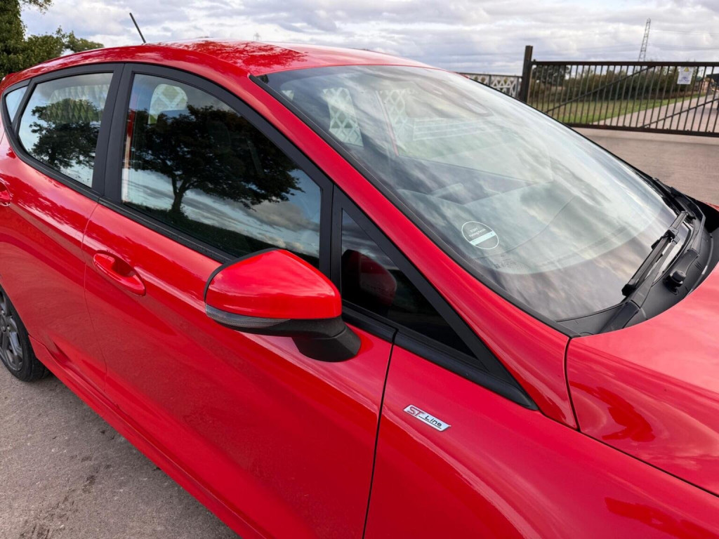 View FORD FIESTA 1.0T EcoBoost ST-Line Euro 6 (s/s) 5dr