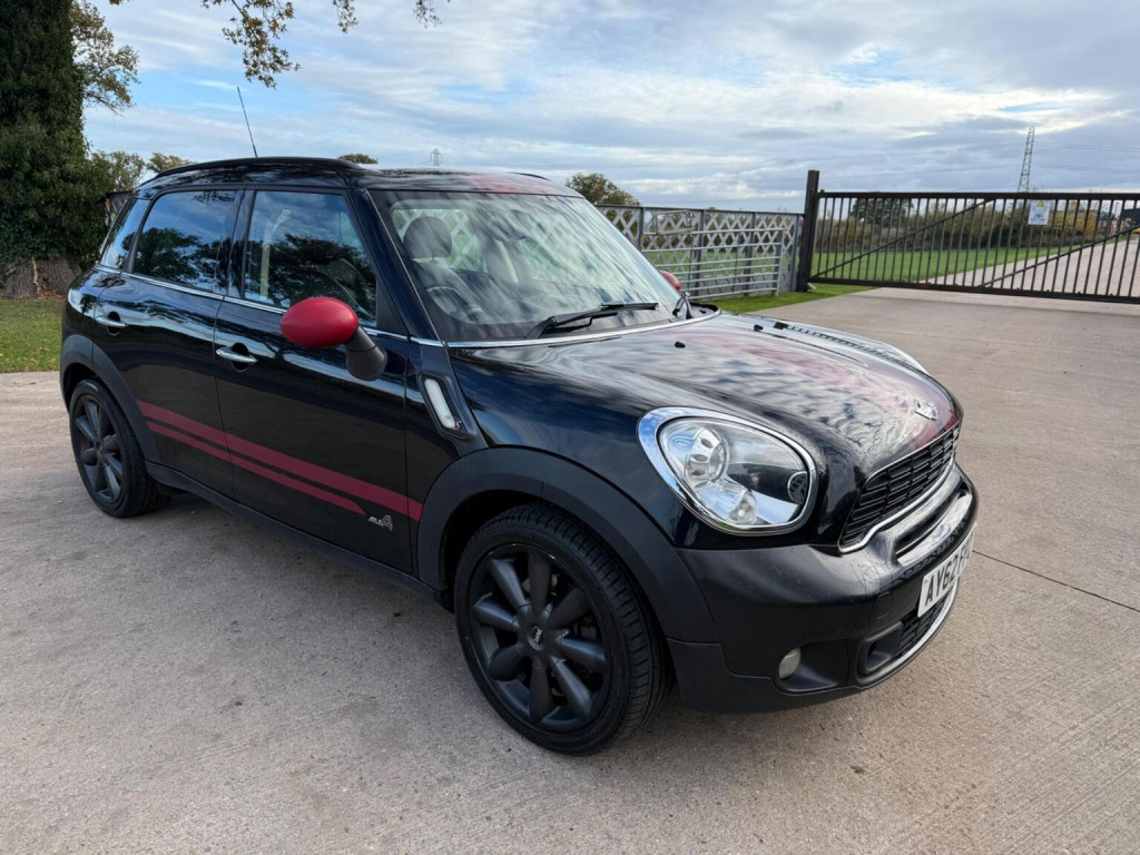 View MINI COUNTRYMAN 2.0 Cooper SD Auto ALL4 Euro 5 5dr