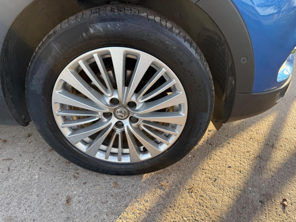 View VAUXHALL GRANDLAND X 1.2 Turbo Business Edition Nav Auto Euro 6 (s/s) 5dr