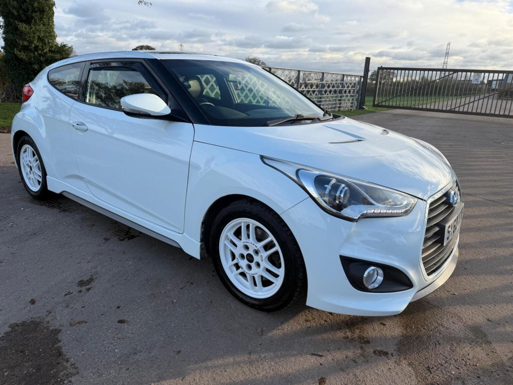 View HYUNDAI VELOSTER 1.6 T-GDi Turbo SE Euro 5 4dr