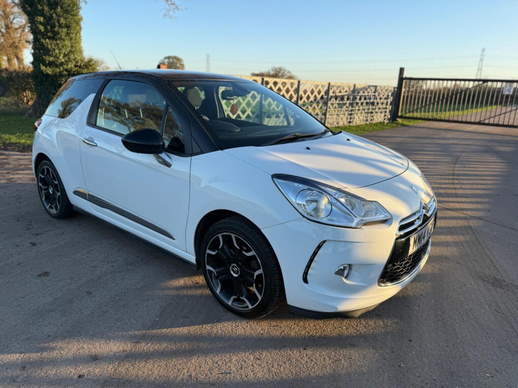 View CITROEN DS3 1.6 VTi DStyle Plus Euro 5 3dr