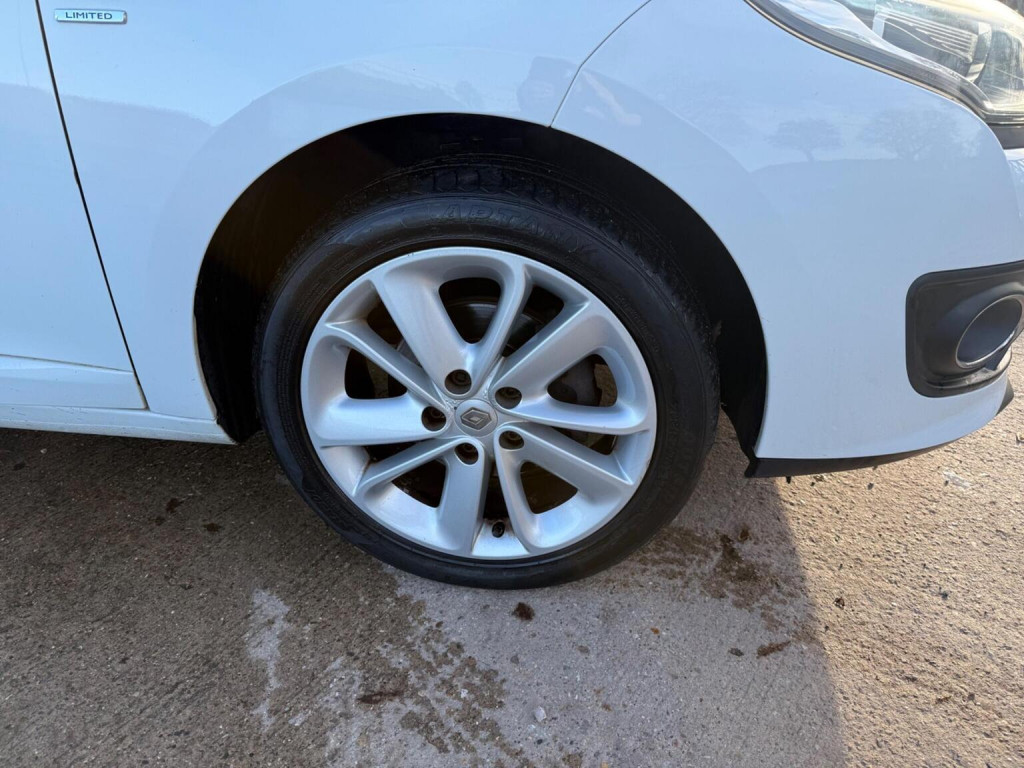 View RENAULT MEGANE 1.6 VVT Limited Euro 5 5dr