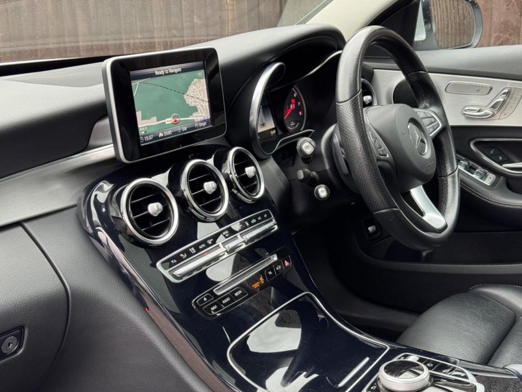 MERCEDES-BENZ C CLASS