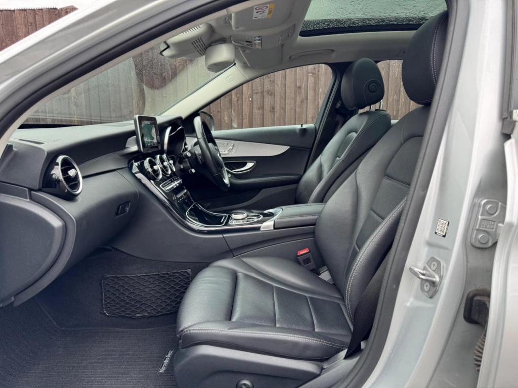 MERCEDES-BENZ C CLASS