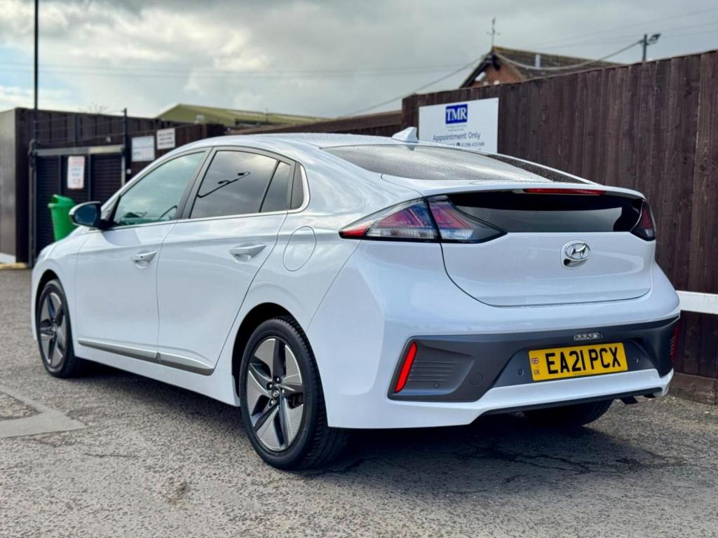 HYUNDAI IONIQ