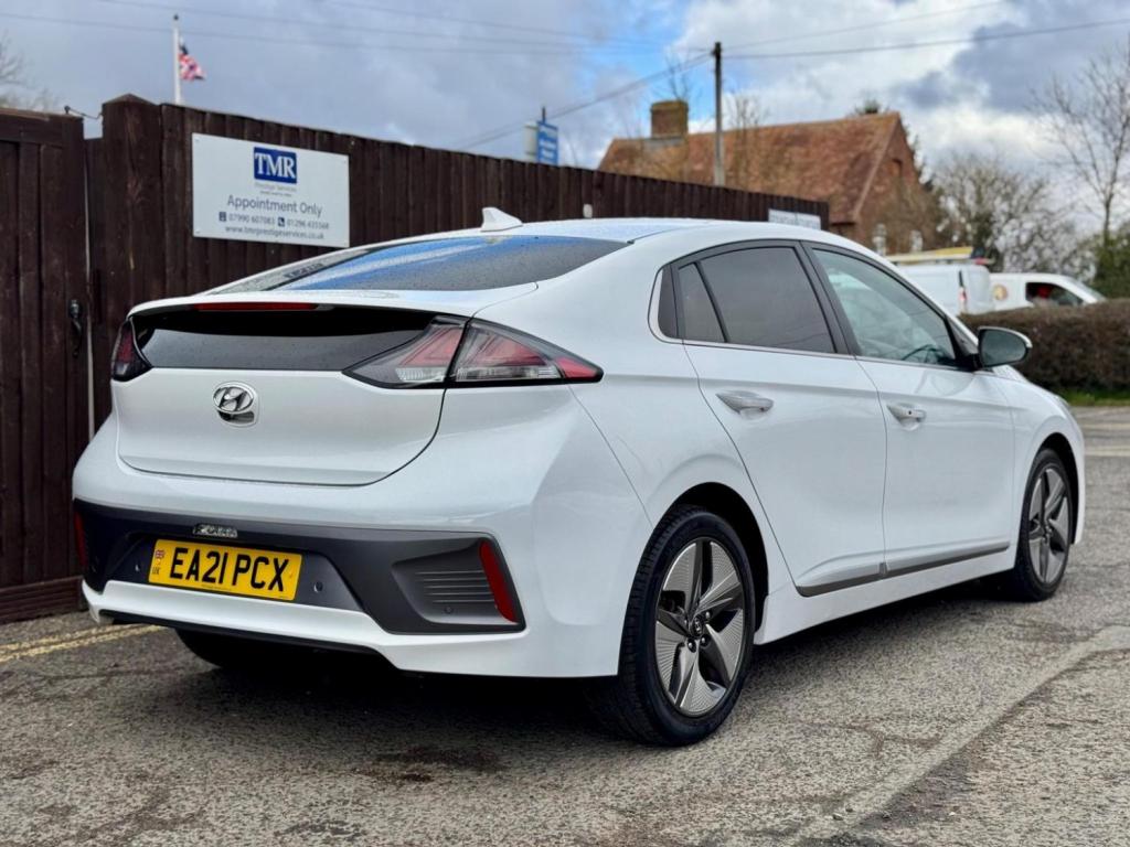 HYUNDAI IONIQ