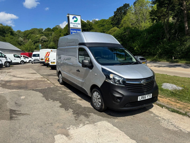 VAUXHALL VIVARO 1.6 CDTi 2900 BiTurbo