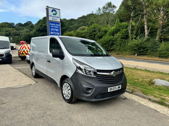 VAUXHALL VIVARO 1.6 CDTi 2700