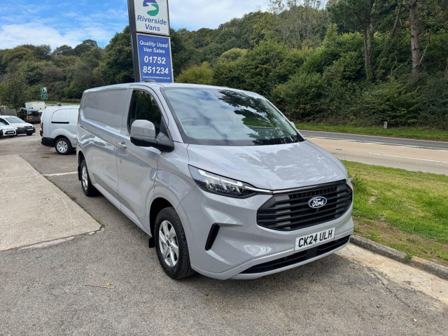 FORD TRANSIT CUSTOM 2.0 Transit Custom V710 Limited Van 300 L2 2.0L EcoBlue 136PS FWD 8 Speed Automatic