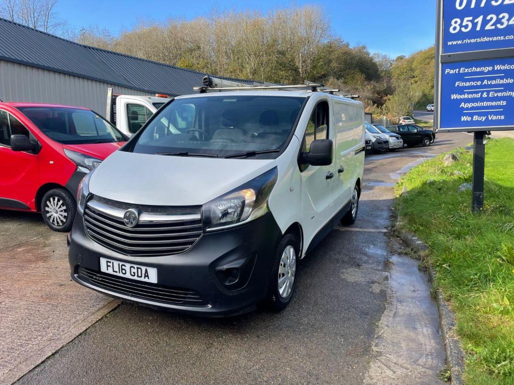 VAUXHALL VIVARO