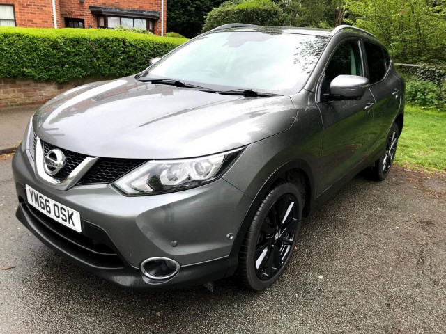 NISSAN QASHQAI