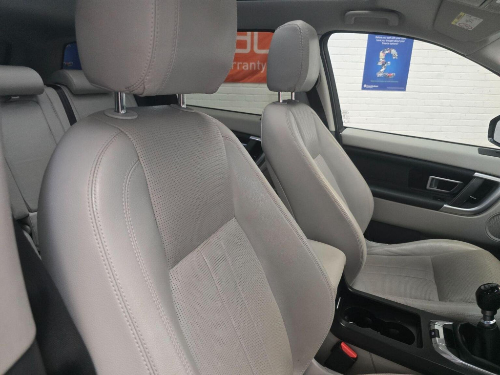 LAND ROVER DISCOVERY SPORT