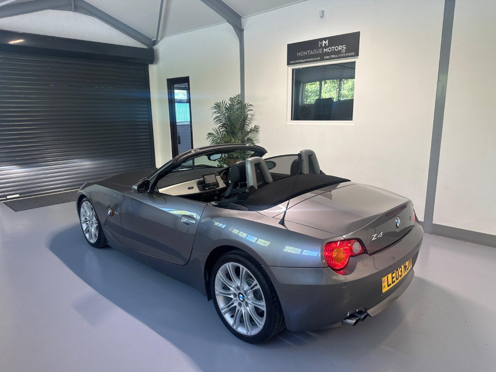 View BMW Z4 2.5 si SE