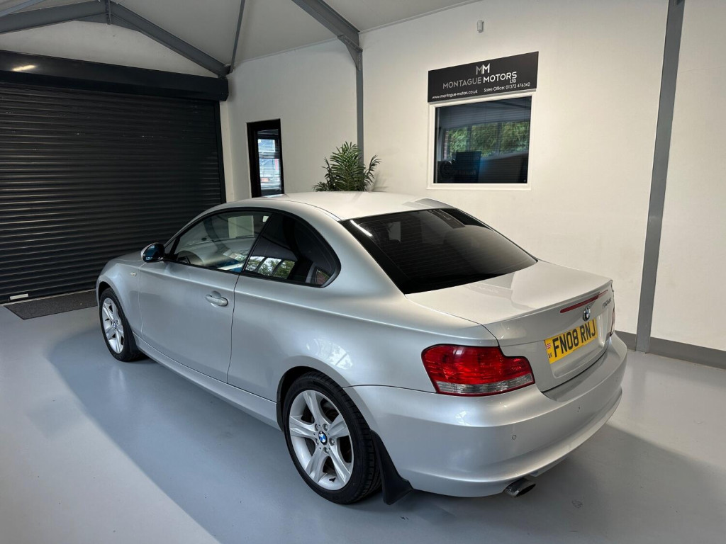 View BMW 1 SERIES 2.0 120d SE Coupe