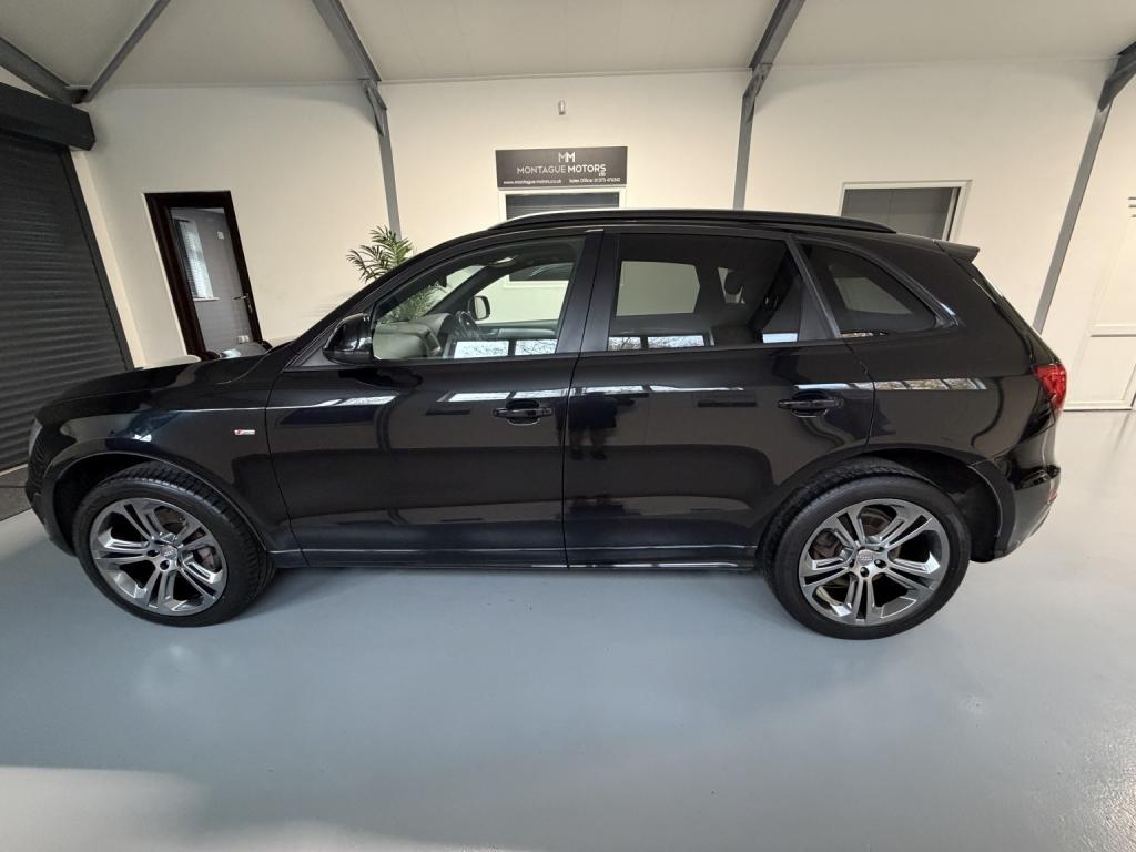 View AUDI Q5 3.0 TDI V6 S line Plus