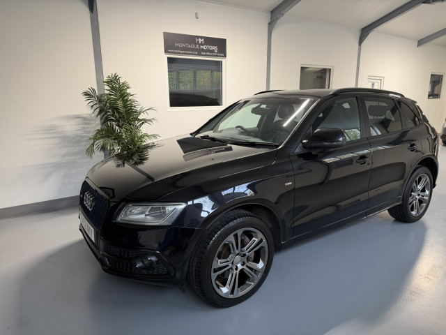 AUDI Q5 3.0 TDI V6 S line Plus