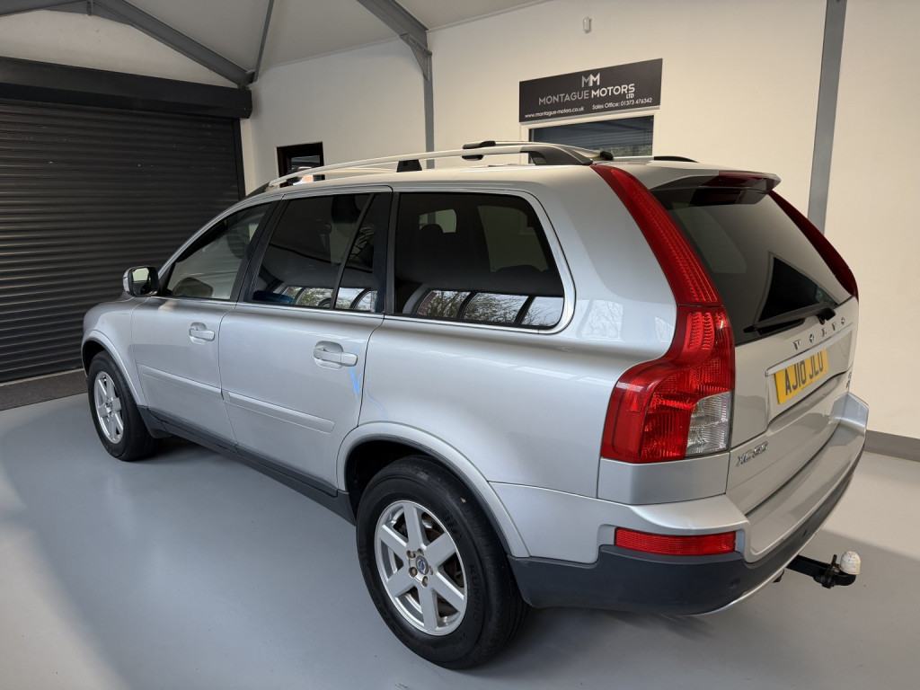 View VOLVO XC90 2.4 D5 Active