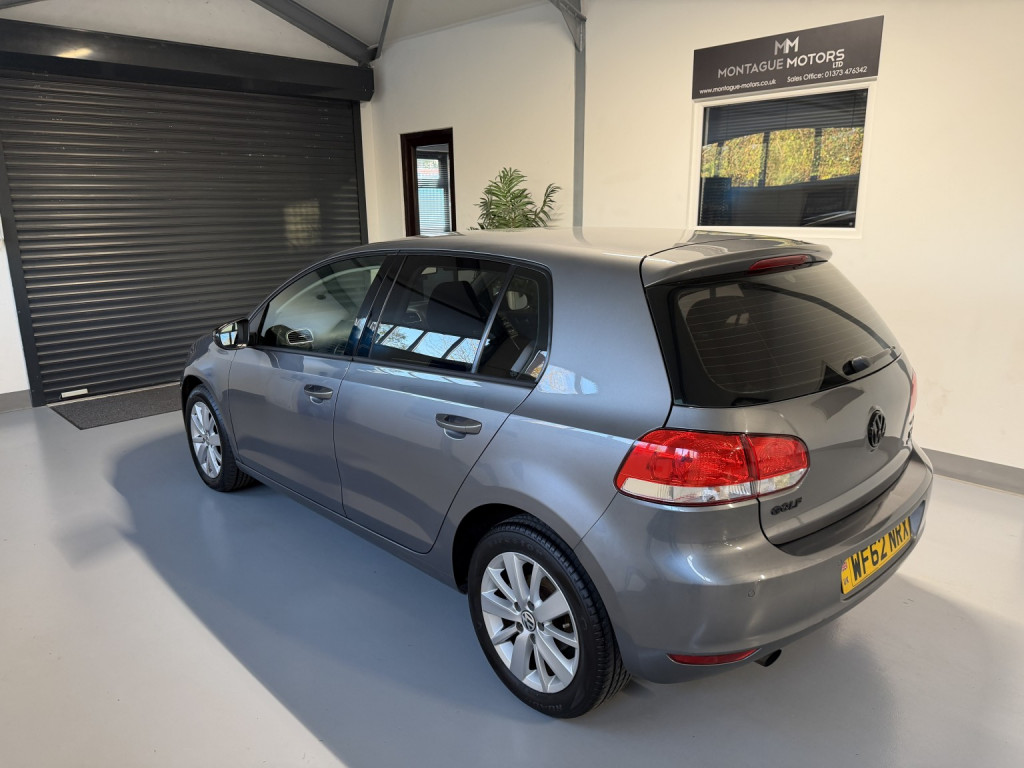 View VOLKSWAGEN GOLF 1.6 TDI BlueMotion Tech Match