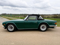 TRIUMPH TR6