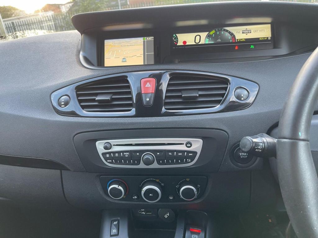 RENAULT GRAND SCENIC