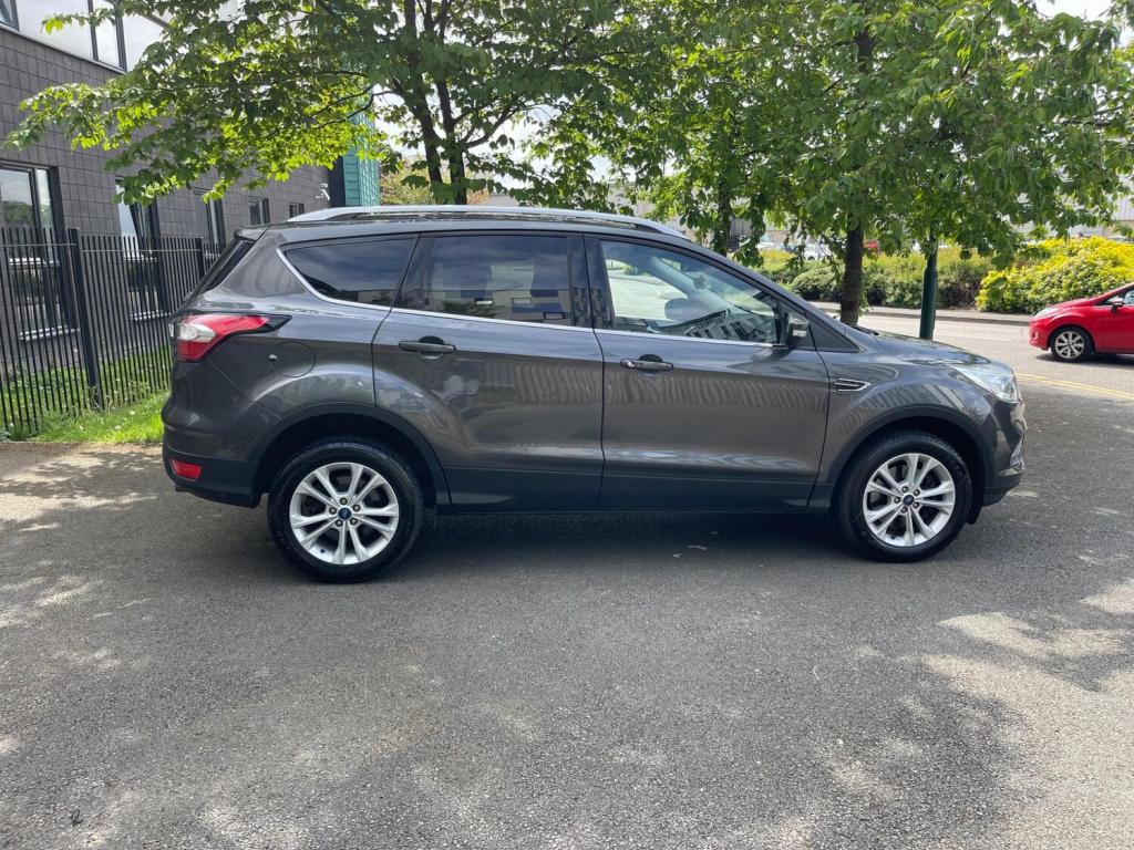FORD KUGA