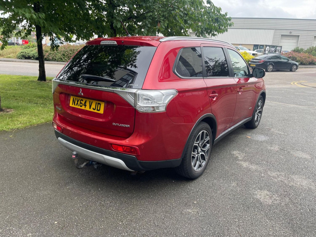 MITSUBISHI OUTLANDER