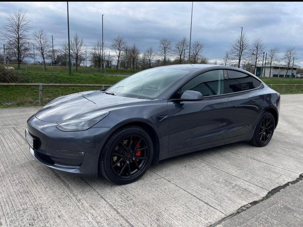 View TESLA MODEL 3 (Dual Motor) Long Range Auto 4WDE 4dr