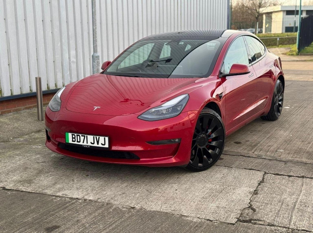 View TESLA MODEL 3 (Dual Motor) Performance Auto 4WDE 4dr (Performance Upgrade)